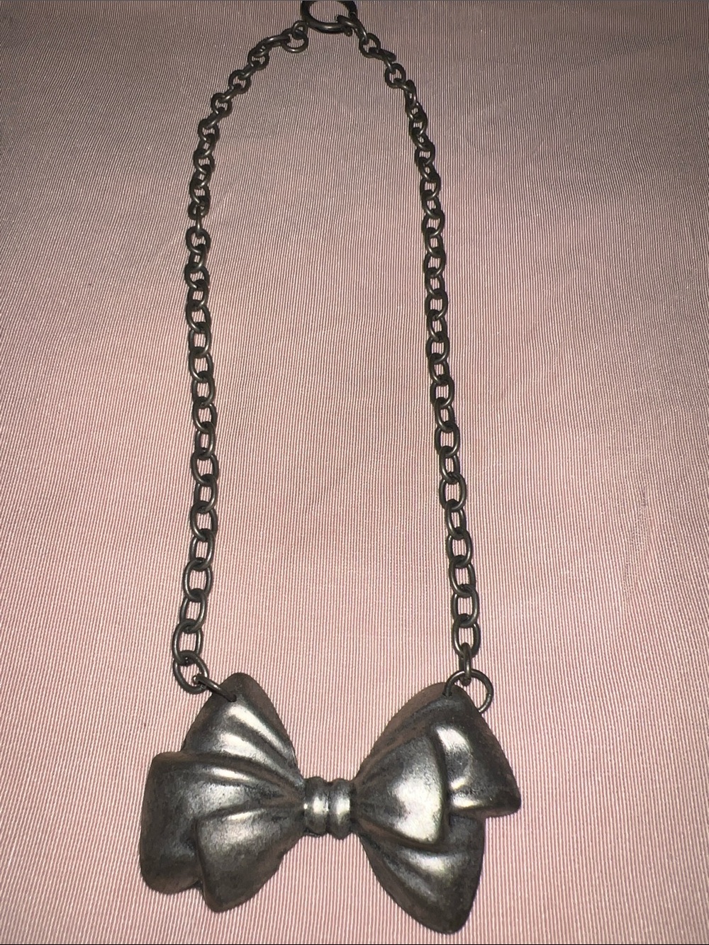 Bow Pendant Chain Necklace - Silver